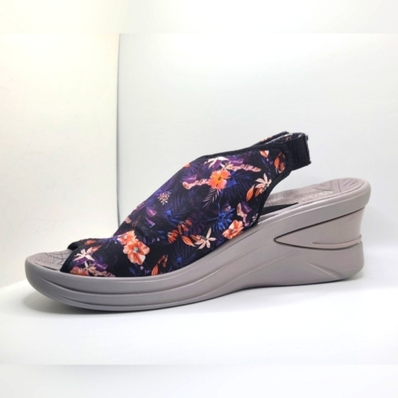 Bzees 10W Women's Viva Sandal Floral Wedge Heel Slip On Casual Comfy Summer - Picture 10 of 14
